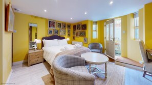 1 chambre, bureau, fer et planche à repasser, Wi-Fi