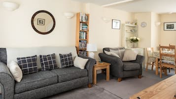 Cottage | Living room