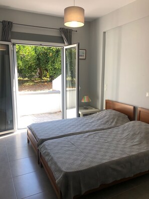 2 Schlafzimmer, Bügeleisen/Bügelbrett, WLAN, Bettwäsche