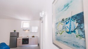 Uklassifisert bilde, 2 av 27, knapp