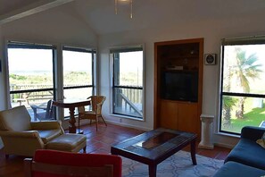 家庭公寓客房, 私人浴室, 海景 | 住宿內部