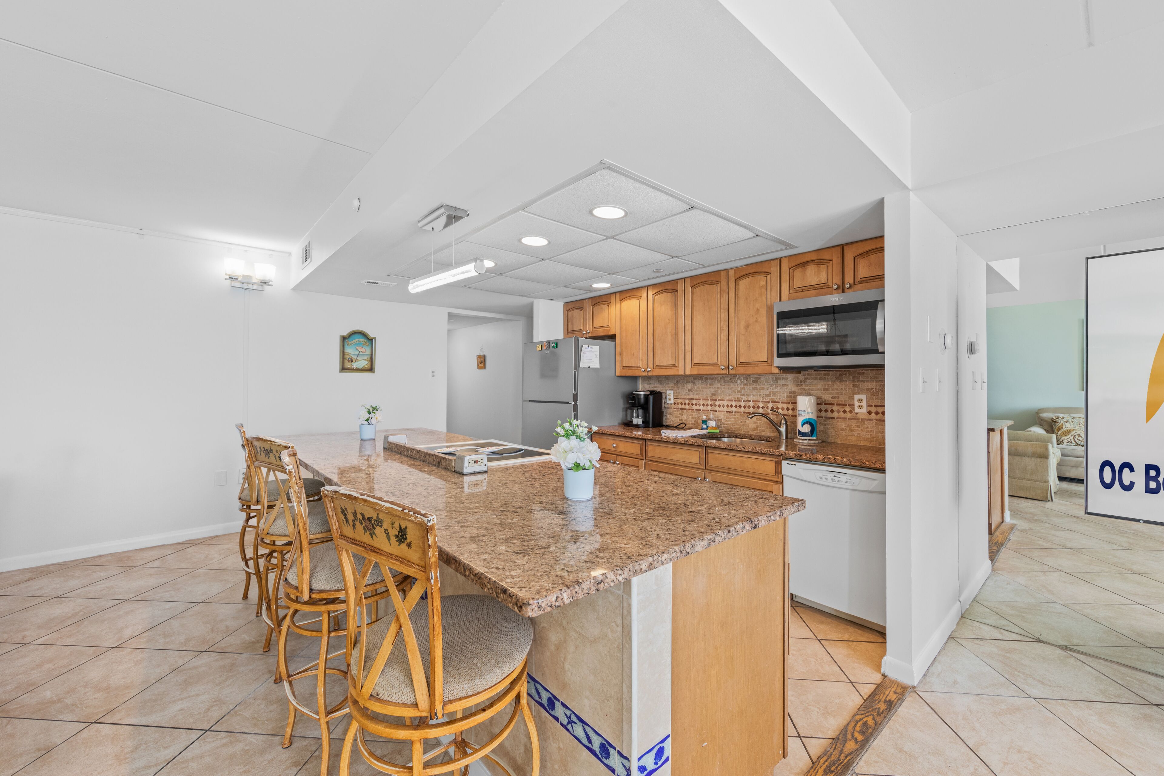 冰箱、微波炉、烤箱、炉灶