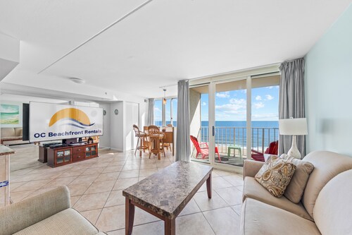 Quay 1008  Direct Ocean Front in/outdoor Pools