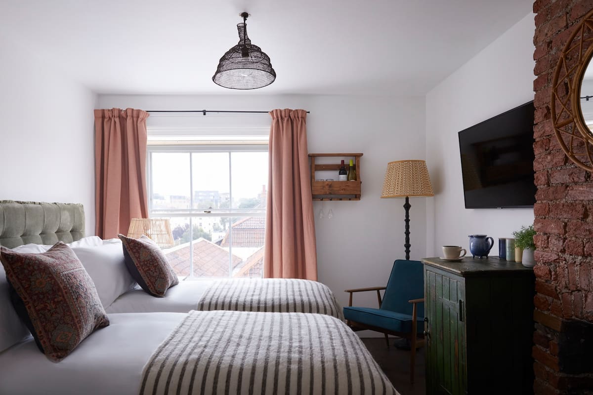 Double or Twin Room | 1 bedroom, Egyptian cotton sheets, premium bedding, down duvets