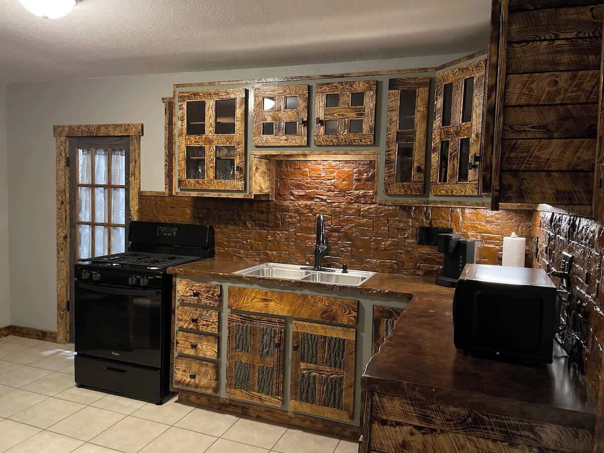 Geladeira, micro-ondas, fogão, cooktop