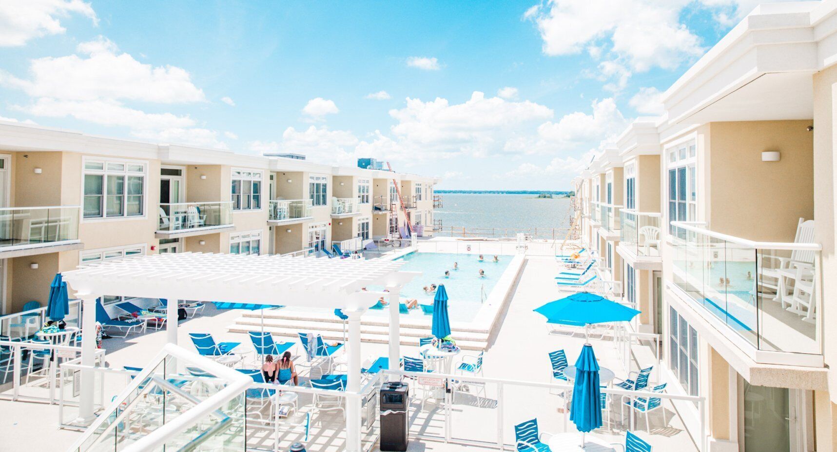 Indoor pool, outdoor pool