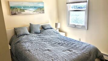 4 slaapkamers, een strijkplank/strijkijzer, gratis wifi, beddengoed