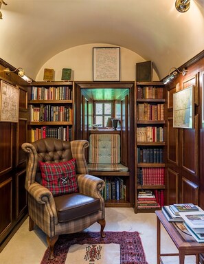 Interior - Historic Fairytale Lickleyhead Castle (Insch)