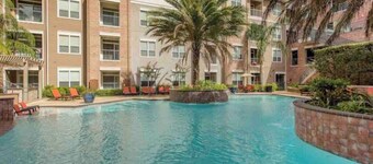 🚨Nice 2 bed 2 bath apt near NRG & Med Center 🚨