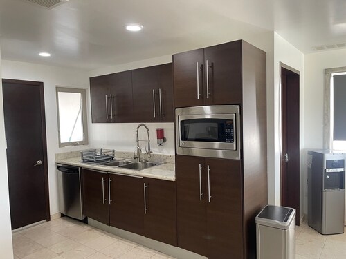 Villa #7. Beautiful full house, totally equipped, close to sea