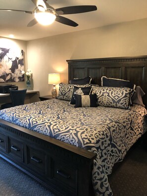 3 chambres, fer et planche à repasser, lit parapluie, Wi-Fi gratuit