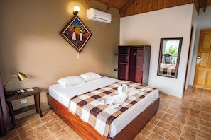 Habitación doble superior | Wifi gratis y ropa de cama