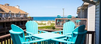 Ocean View End-Unit Townhome | Steps to Beach | Pool, Bikes & More