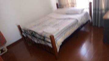 3 chambres, fer et planche Ă repasser, Wi-Fi gratuit, draps fournis