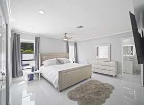 3 bedrooms, in-room safe, iron/ironing board, travel crib