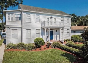Exterior - 2,500 sqft Restored Colonial Home in Lakeland (Lakeland)
