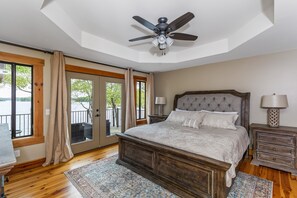 6 soverom, strykejern/-brett, wi-fi (inkludert) og sengetøy