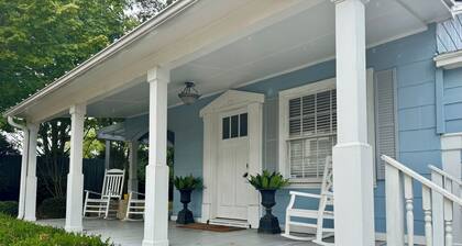 Picturesque Home in Downtown Auburn