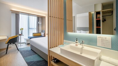 Holiday Inn Express Chengdu Tianfu Airport Zone by IHG