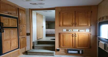 RV Executive Home IV in tranquil setting, Indoor - Inground Pool