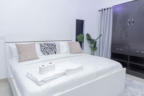 2 Schlafzimmer, Bügeleisen/Bügelbrett, WLAN, Bettwäsche