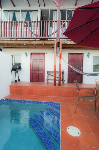 Cozy Bottom Suite. La Mimosa de Taboga