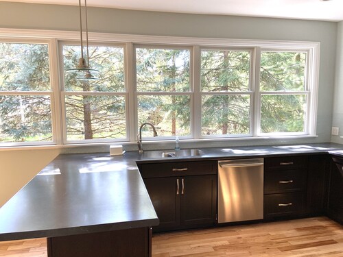 Cheerful Spacious 4 bd Home Walks to Purdue, Sports, and Golf, & Game Arcade!