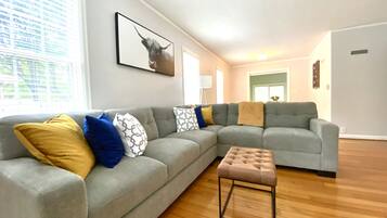 Smart-TV, videospill og fotballspill