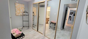 Interior - Downtown Phoenix R&R X2 (Phoenix)