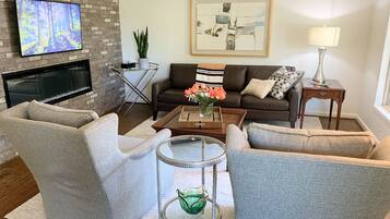 智能電視、壁爐