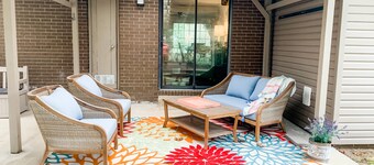 Private 3-bed, 4 bath home just off Interstate 30 with restaurants and shopping!