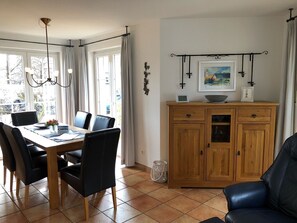 تناول الطعام