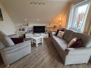 Fernseher, Stereoanlage