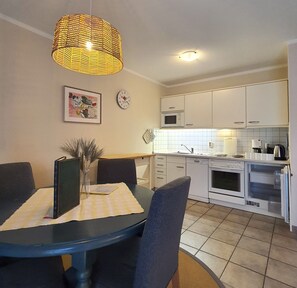 Four, lave-vaisselle