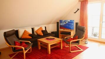 TV, lettore DVD, impianto stereo