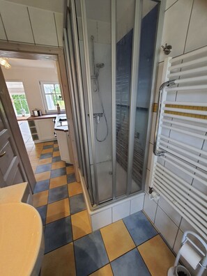 Nicht klassifiziertes Bild, 3 von 17, Schaltfläche