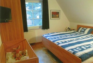 2 bedrooms