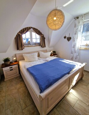 2 bedrooms, WiFi - Wiesenstrasse 78 Whg. 4 "Pusteblume" - 74m² maisonette apartment for 4 (Zingst)