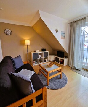 Fernseher, Stereoanlage