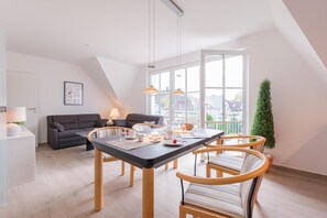 Dining - Müggenburger Weg 48 Whg. 2.5 "Skipper" - Apartment for 2-5 persons on the 1st floor (Zingst)