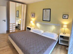 2 bedrooms, WiFi - Klosterstrasse 14 Whg. 3 - Modern, comfortable 2-room vacation apartment in the residential (Zingst)