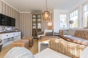 Nicht klassifiziertes Bild, 3 von 26, Schaltfläche