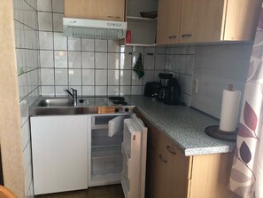 Wasserkocher mit Kaffee-/Teezubehör