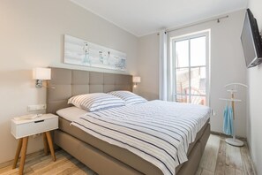 2 bedrooms, in-room safe, iron/ironing board, WiFi - Victoria Luna Strandstrasse 48 Whg. 12 "Ostseeflair" - high quality furnished apartment (Zingst)