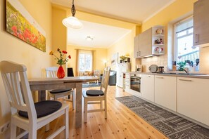 Nicht klassifiziertes Bild, 3 von 28, Schaltfläche