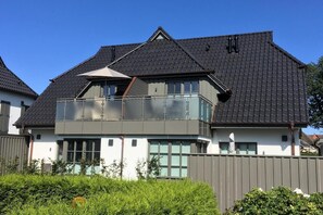 Exterior - Schulstrasse 15 Whg. 4 "Ostseestern" - Holiday apartment Ostseestern is a (Zingst)