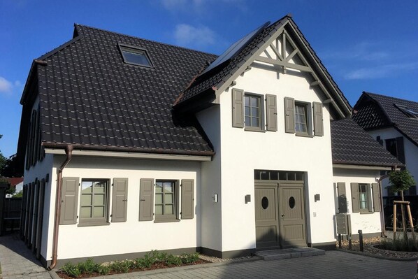 Exterior - Schulstrasse 15 Whg. 4 "Ostseestern" - Holiday apartment Ostseestern is a (Zingst)