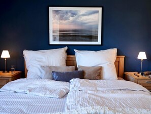 2 bedrooms, in-room safe, WiFi