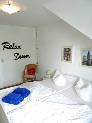 2 bedrooms