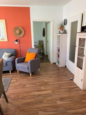 Fernseher, DVD-Player